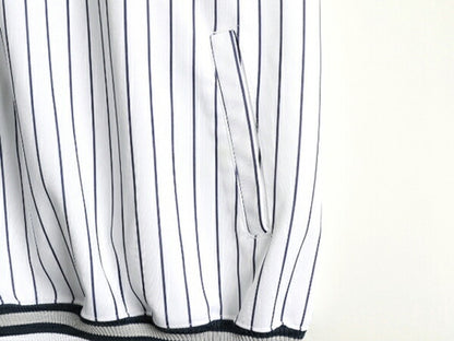 ■ MLB オフィシャル Stitches ヤンキース プルオーバー 半袖 ベースボール シャツ キッズ XL メンズ S 程 半袖シャツ 大リーグ 野球 紺 白