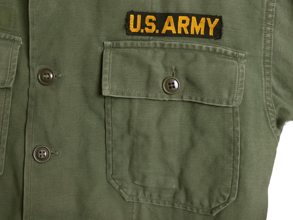 60s 米軍実物 US ARMY コットン サテン ユーティリティ シャツ M 程/ ヴィンテージ OG107 筒袖 1st 後期 ミリタリー 軍物 ワッペン付き 　