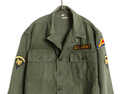 60s 米軍実物 US ARMY コットン サテン ユーティリティ シャツ M 程/ ヴィンテージ OG107 筒袖 1st 後期 ミリタリー 軍物 ワッペン付き 　