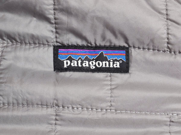 パタゴニア ナノ パフ ベスト レディース M / 18年製 中綿 ナイロン キルティング フルジップ 重ね着 前開き パッカブル アウトドア グレー