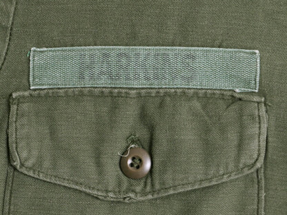 70s 74年製 米軍実物 US ARMY コットン サテン ユーティリティ シャツ M 程 古着 70年代 ヴィンテージ ミリタリー 軍物 シャツ袖 4th OG107