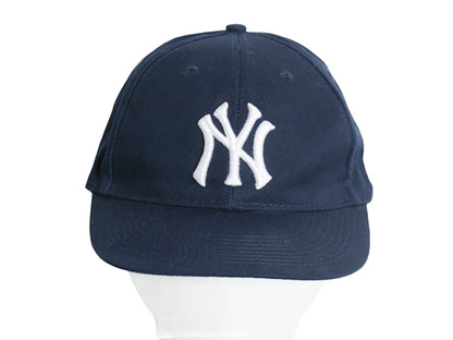 デッドストック ヤンキース ベースボール キャップ 新品 帽子 MLB オフィシャル 大リーグ 野球 ワンポイント 6パネル コットン シンプル 紺
