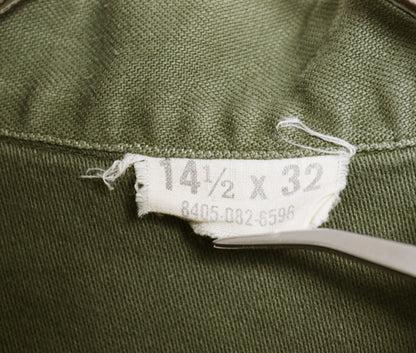 60s 米軍実物 US ARMY コットン サテン ユーティリティ シャツ S ヴィンテージ 64年製 OG107 筒袖 3rd モデル ミリタリー 軍物 フルパッチ