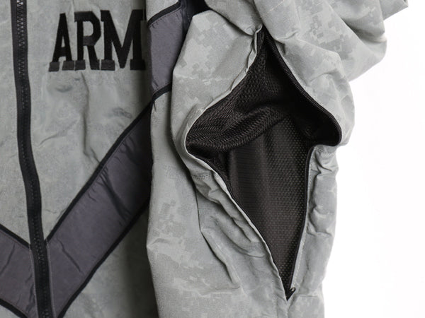 米軍実物 US ARMY ACU 迷彩 リフレクター ナイロン トレーニング ジャケット MEDIUM REGULAR 古着 11年製 ミリタリー IPFU 軍物 ツートン