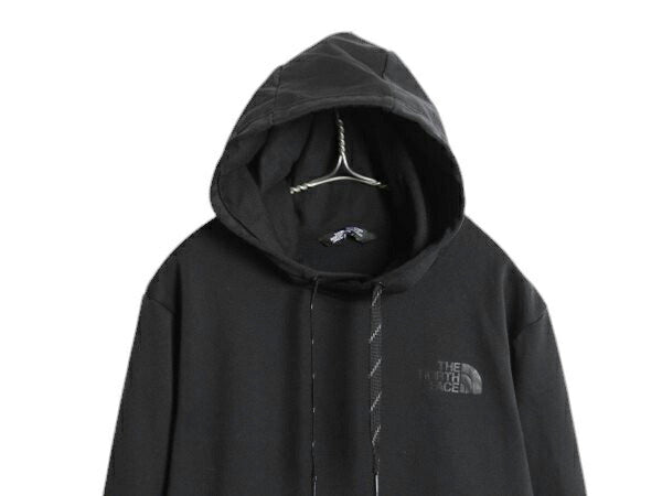 ノースフェイス プリント フード パーカー メンズ M 古着 プルオーバー ストレッチ ジャージ 素材 裏 フリース アウトドア ワンポイント 黒
