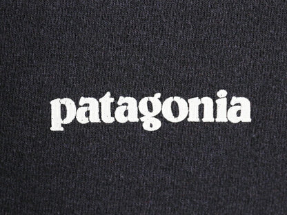 パタゴニア 両面 プリント 半袖 Tシャツ メンズ XL 古着 18年製 P6 バックプリント ボックスロゴ クルーネック カットソー 大きいサイズ 紺