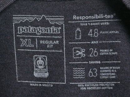 パタゴニア 両面 プリント 半袖 Tシャツ メンズ XL 古着 18年製 P6 バックプリント ボックスロゴ クルーネック カットソー 大きいサイズ 紺