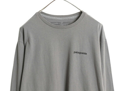 パタゴニア 両面 プリント 長袖 Tシャツ メンズ M 22年製 アウトドア ロンT ロングスリーブ カットソー ボックスロゴ P6 バックプリント 灰