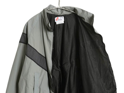 90s 米軍実物 US ARMY ナイロン トレーニング ジャケット SMALL SHORT 99年製 オールド ミリタリー IPFU 軍物 ブルゾン ジャンパー グレー