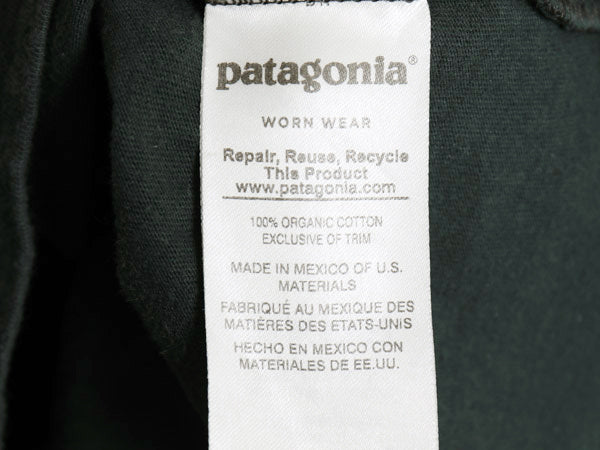 パタゴニア プリント 長袖 Tシャツ メンズ S 古着 17年製 アウトドア ロンT ロングスリーブ P-6 グラフィック ステッカー ロゴT グリーン