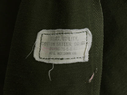 70s 米軍実物 US NAVY コットン サテン ユーティリティ シャツ M 75年製 ヴィンテージ USN OG107 シャツ袖 3rd 4th 軍物 ミリタリー カーキ