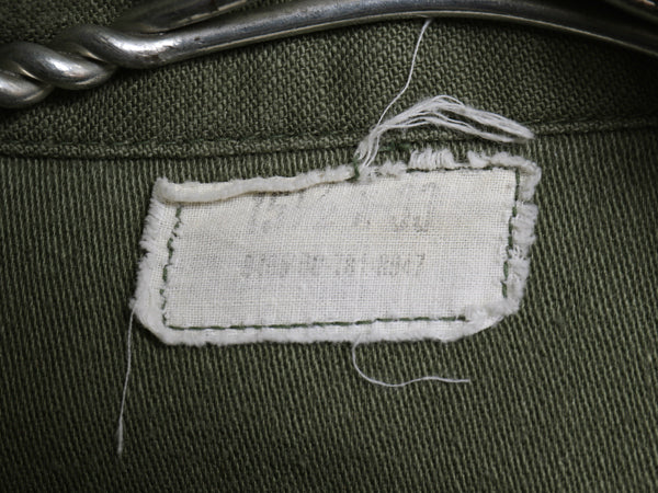70s 米軍実物 US NAVY コットン サテン ユーティリティ シャツ M 75年製 ヴィンテージ USN OG107 シャツ袖 3rd 4th 軍物 ミリタリー カーキ